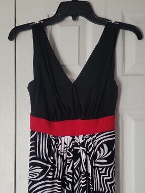 B. Darlin Black Dress
